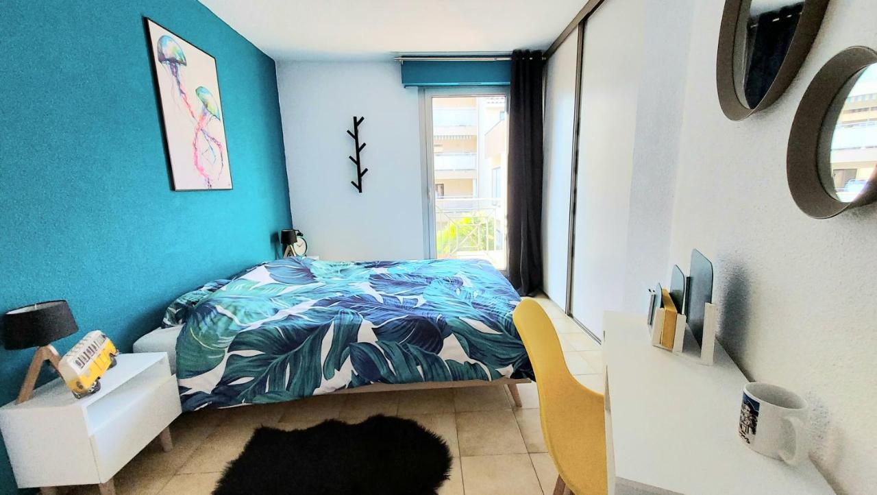 Appartement 2 Chambres, A 100M De La Plage, 7 Nuits Minimum Haute Saison, 2 Nuits Minimum Basse Saison サント・マキシム エクステリア 写真